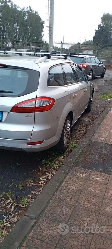 Usata Ford Mondeo 140 CV (102 kW) 2009 Grigio Station wagon
