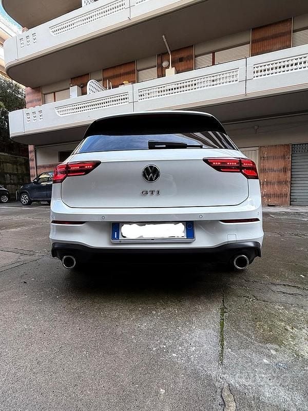 Usata VW Golf VII GTI 245 CV (180 kW) 2021 Bianco Utilitaria