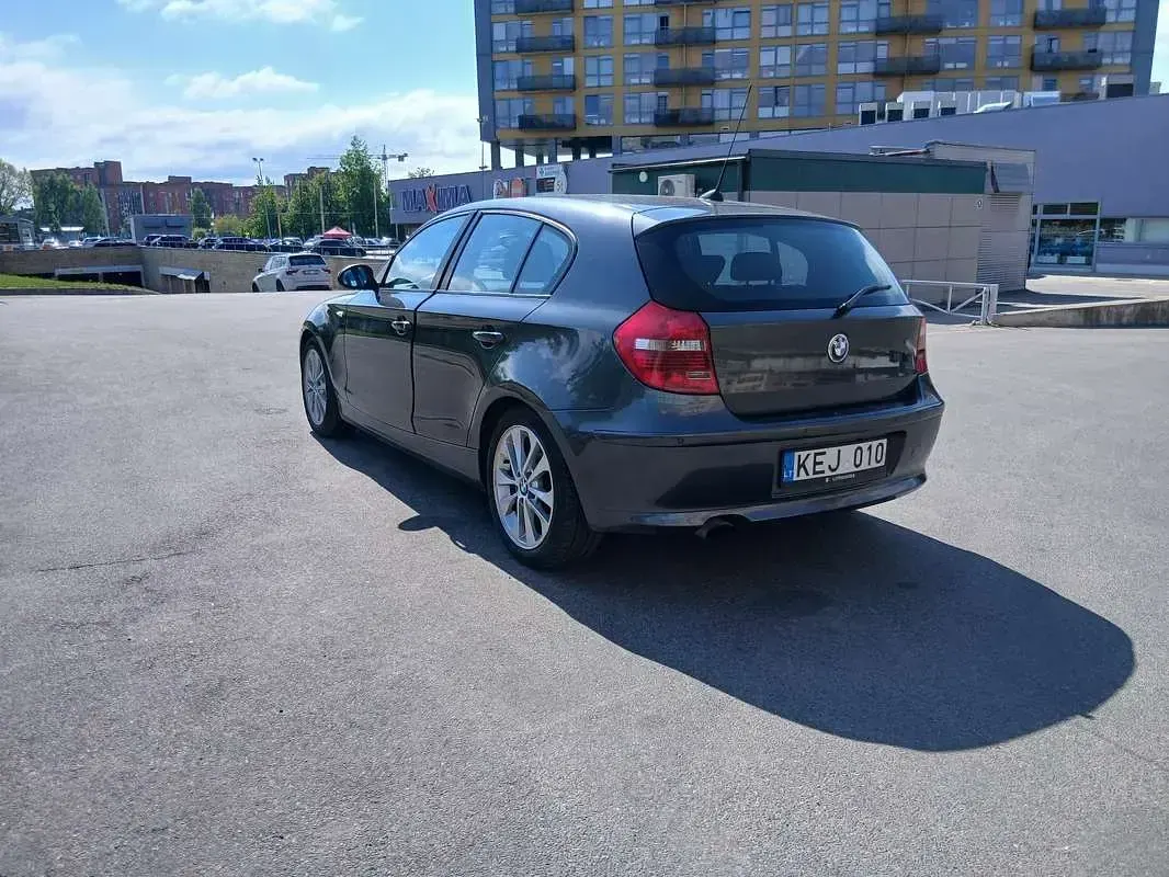 Usata BMW 120 177 CV (130 kW) 2007 Utilitaria