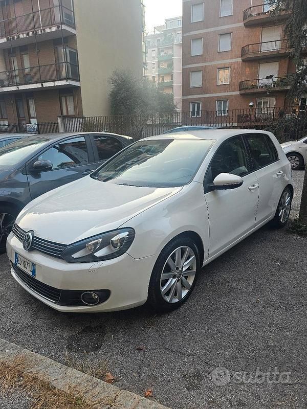 Usata VW Golf VI Highline 122 CV (89 kW) 2011 Bianco Utilitaria