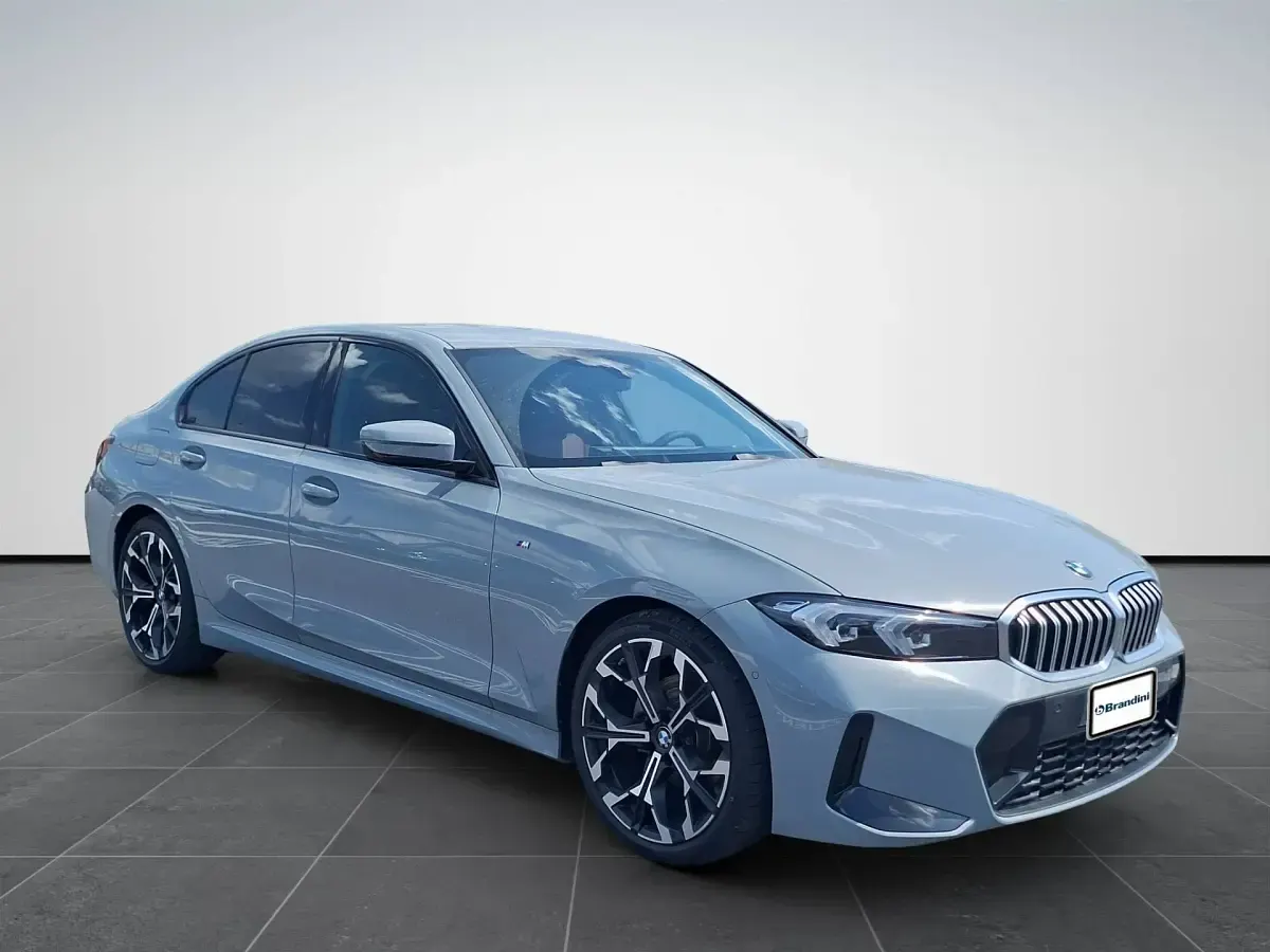 Nuova BMW 320 Comfort Edition 190 CV (139 kW) 2026 Brooklyn grey metallic Berlina