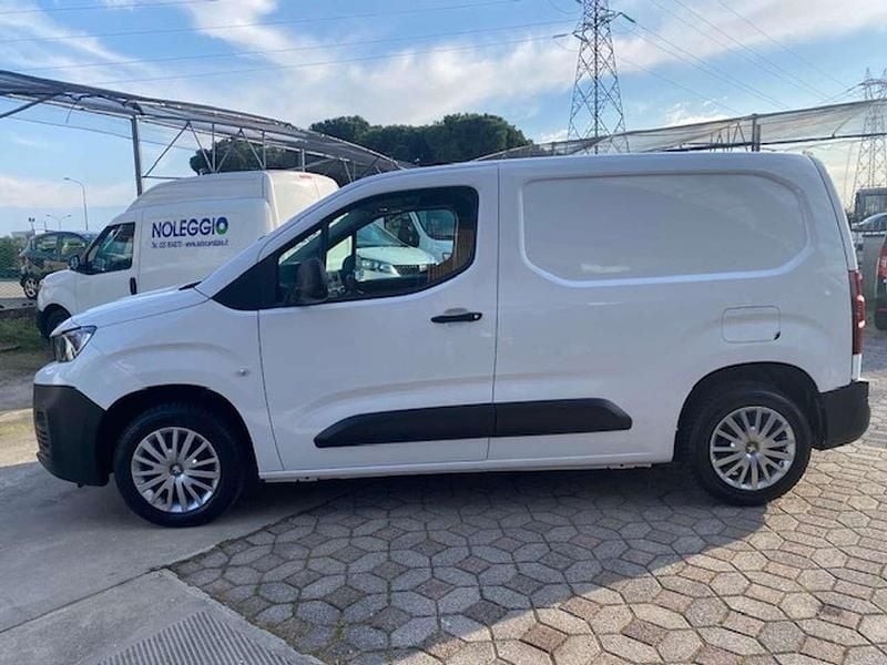 Usata Peugeot Partner Premium 99 CV (72 kW) 2019 Bianco Monovolume