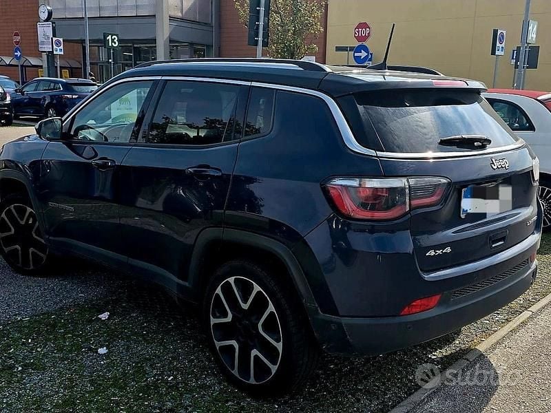 Usata Jeep Compass Limited 140 CV (102 kW) 2018 Blu SUV