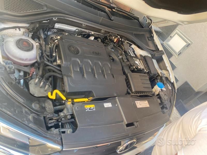 Usata VW T-Roc 116 CV (85 kW) 2021 Bianco SUV