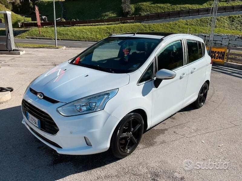 Usata Ford B-MAX Titanium 75 CV (55 kW) 2016 Bianco Monovolume