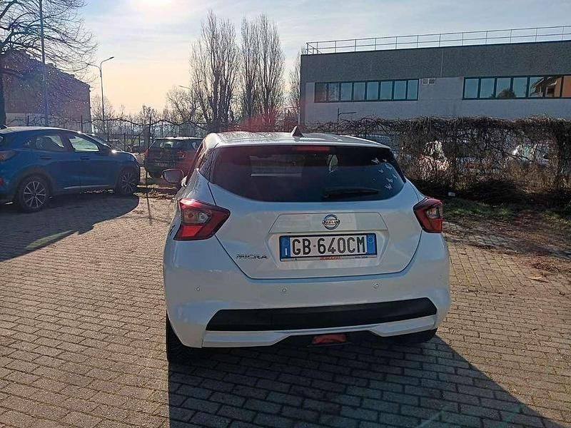 Usata Nissan Micra N-Connecta 90 CV (66 kW) 2017 Nero Utilitaria