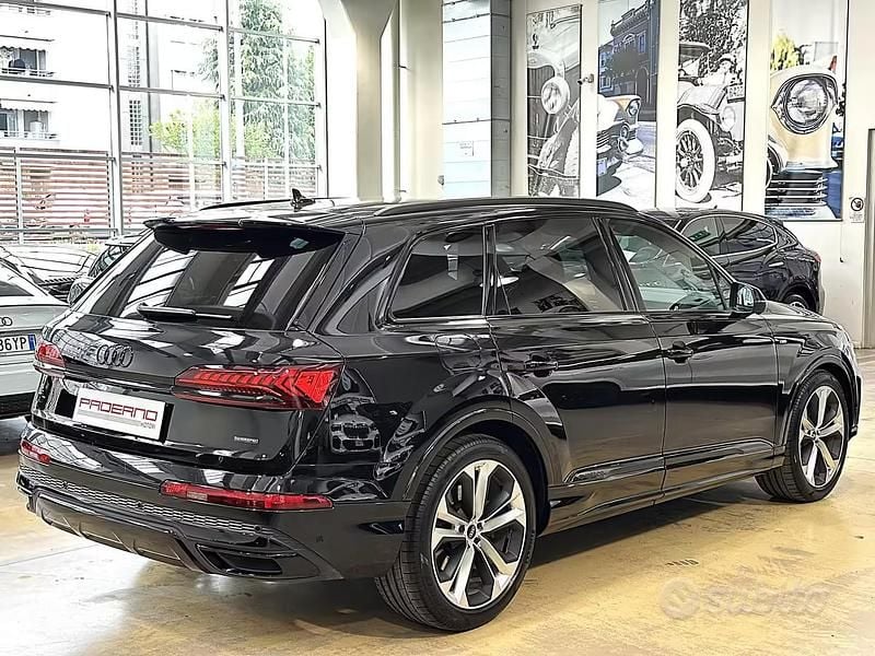 Begagnad Audi Q7 S-Line 340 HK (250 kW) 2022 Svart SUV