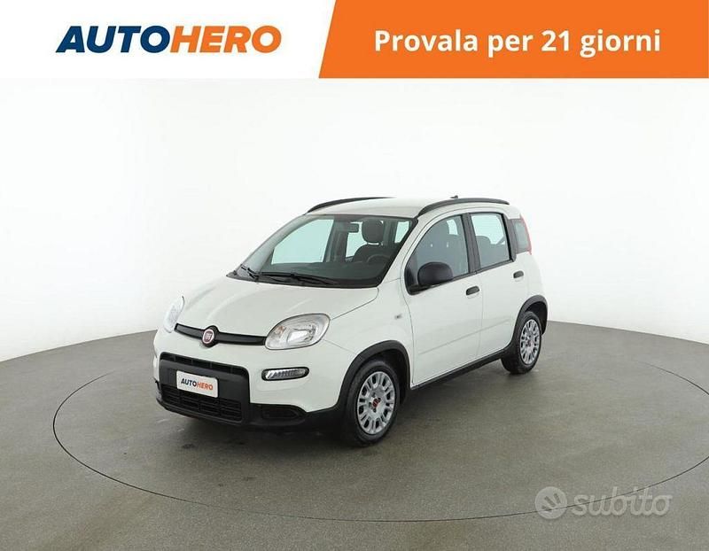 Bianco Usata 2023 Fiat Panda S Tre volumi | 12.399 € (Buon prezzo) - Immagine 1/2
