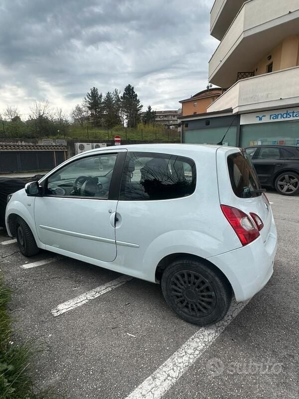Usata Renault Twingo 58 CV (42 kW) 2012 Bianco Utilitaria