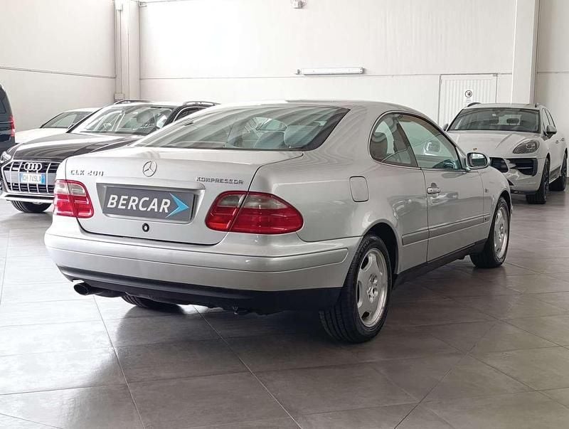 Usata Mercedes CLK200 Avantgarde 190 CV (139 kW) 1999 Argento Coupé