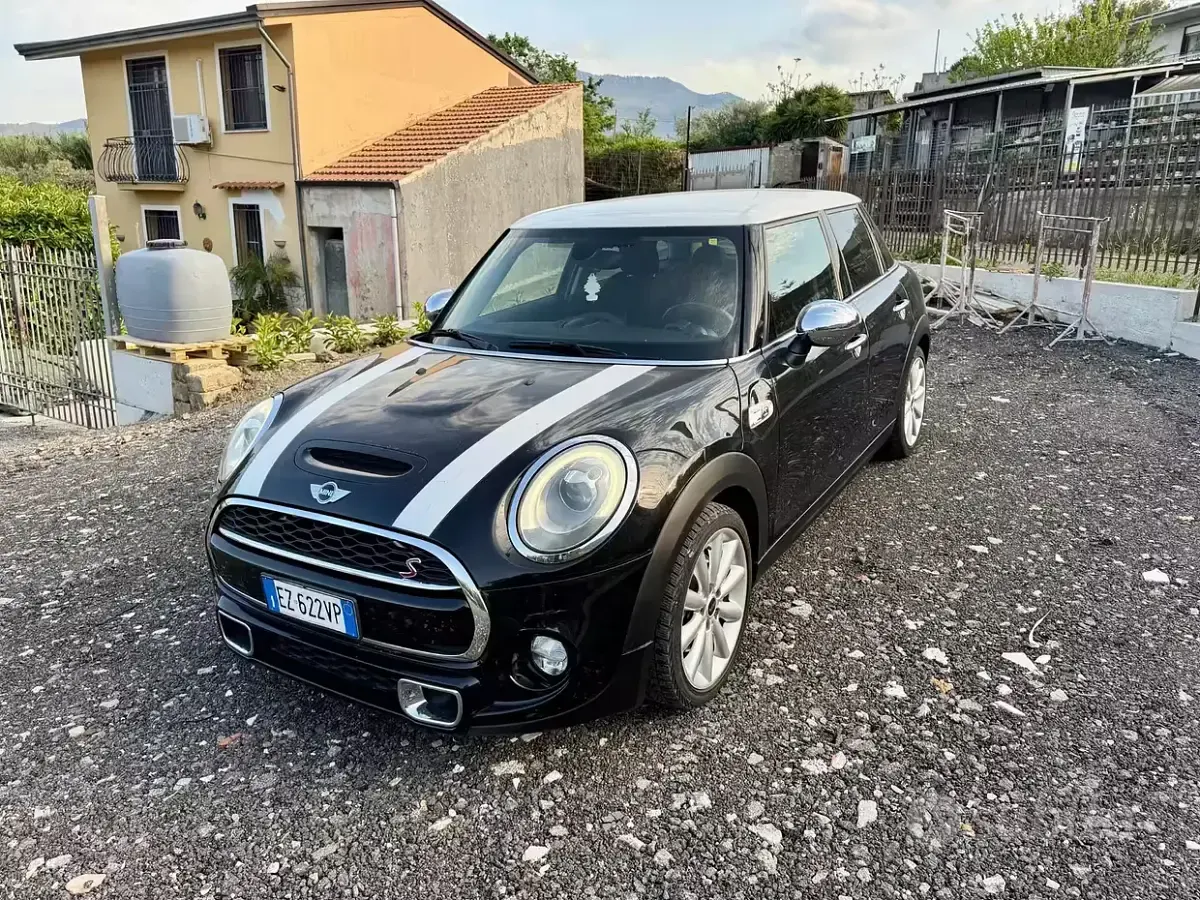 Usata Mini Cooper SD 190 CV (139 kW) 2015 Nero Utilitaria