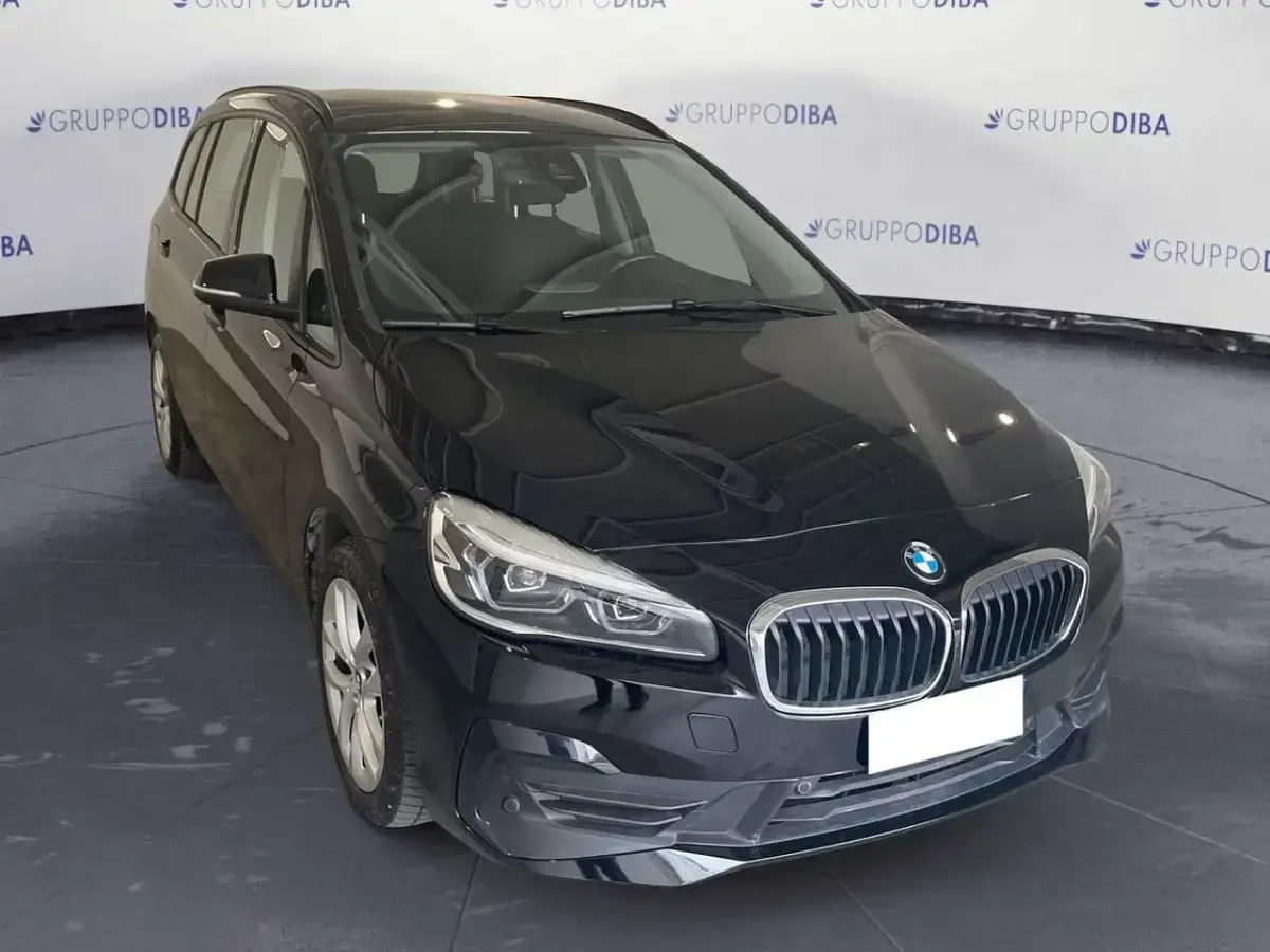 Usata BMW 218 Gran Tourer Efficient Dynamics 150 CV (110 kW) 2022 Nero Monovolume