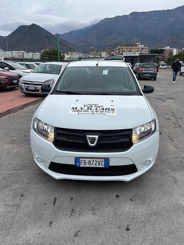 Usata Dacia Sandero 90 CV (66 kW) 2015 Bianco Berlina