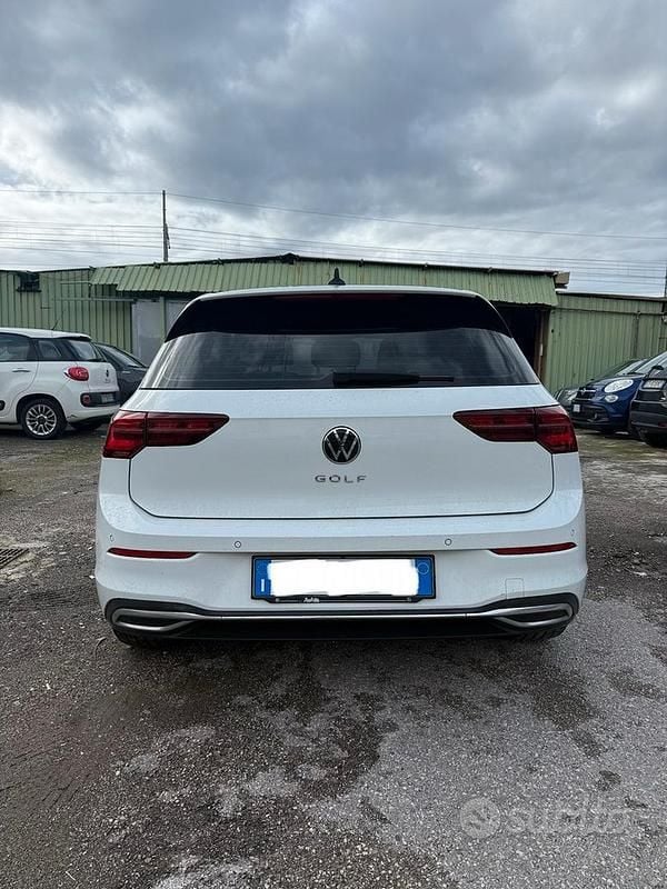 Usata VW Golf VIII 150 CV (110 kW) 2020 Bianco Berlina