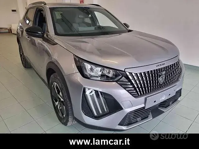Usata Peugeot 2008 Allure 136 CV (100 kW) 2025 Grigio SUV