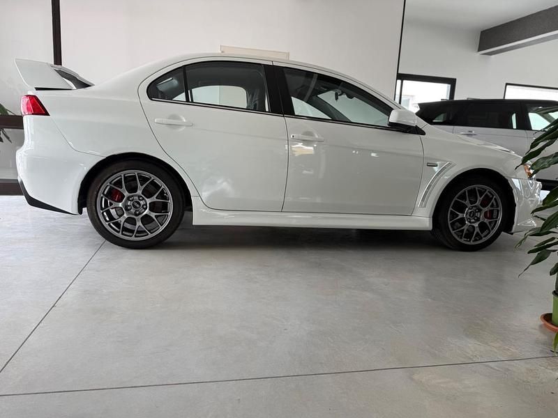 Usata Mitsubishi Lancer Evolution 295 CV (216 kW) 2014 Bianco Berlina