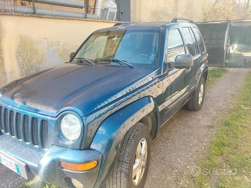 Usata Jeep Cherokee Limited 150 CV (110 kW) 2004 Blu SUV
