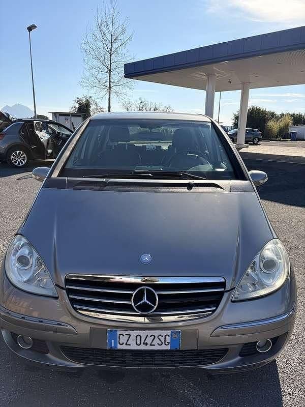 Usata 2006 Mercedes A170 Avantgarde Monovolume | 2500 € (Ottimo prezzo) - Immagine 1/4