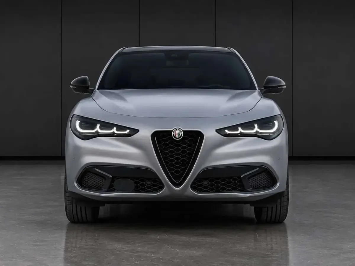 Usata Alfa Romeo Stelvio Veloce 209 CV (153 kW) 2025 Diversi colori SUV