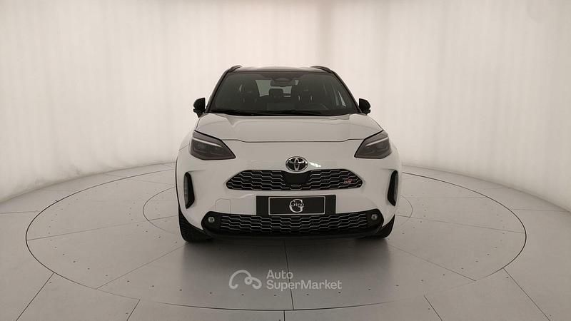 Usata Toyota Yaris Hybrid Sport 92 CV (67 kW) 2024 Bianco Pick-up