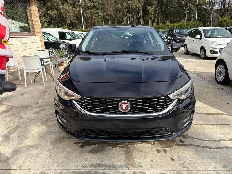 Usata Fiat Tipo 120 CV (88 kW) 2016 Nero Berlina