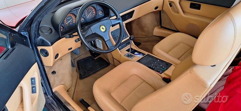 Usata Ferrari Mondial 300 CV (220 kW) 1991 Rosso Cabrio