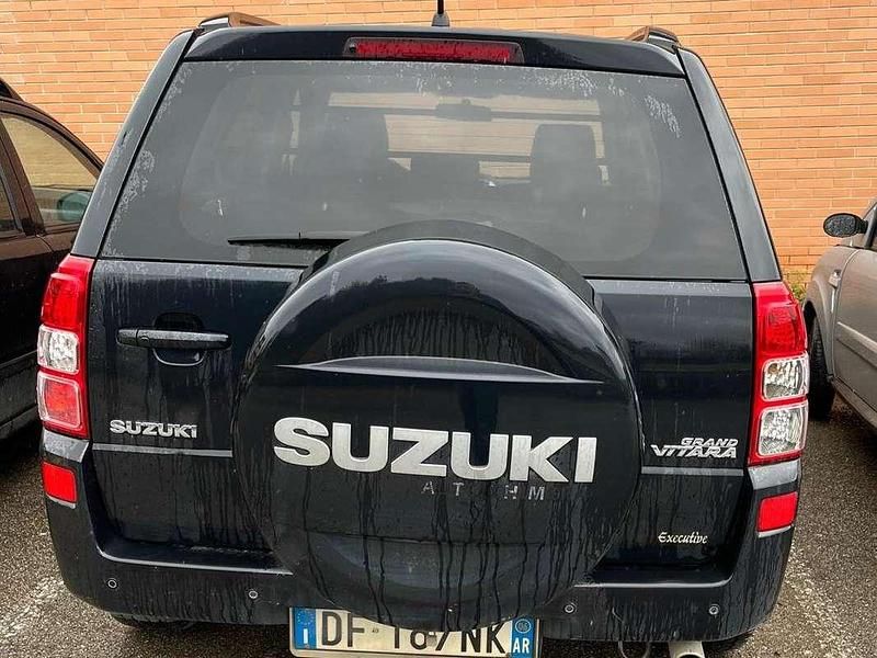 Usata Suzuki Grand Vitara 129 CV (94 kW) 2006 Nero SUV