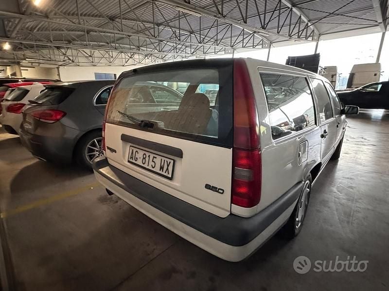 Usata Volvo 850 126 CV (92 kW) 1995 Bianco Station wagon