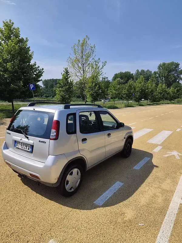 Usata Suzuki Ignis GL 83 CV (61 kW) 2001 Utilitaria