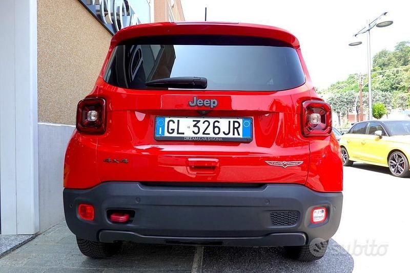 Usata Jeep Renegade Trailhawk 170 CV (125 kW) 2018 Rosso SUV