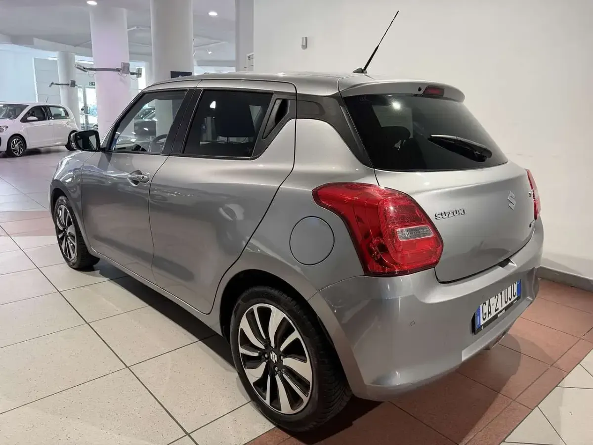 Usata Suzuki Swift 90 CV (66 kW) 2020 Other Utilitaria