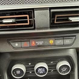 Usata Dacia Sandero Expression 100 CV (73 kW) 2023 Bianco Monovolume