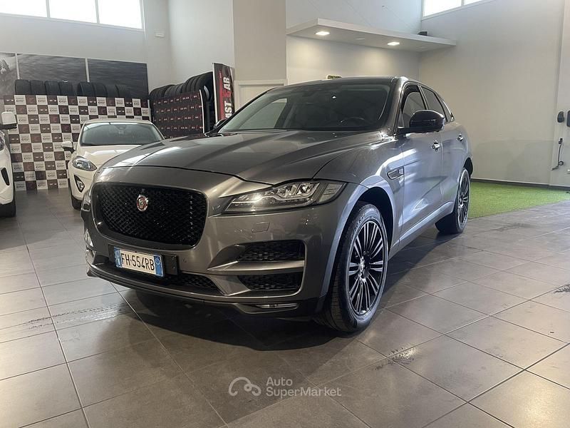 Usata Jaguar F-Pace First Edition 300 CV (220 kW) 2017 Grigio scuro SUV