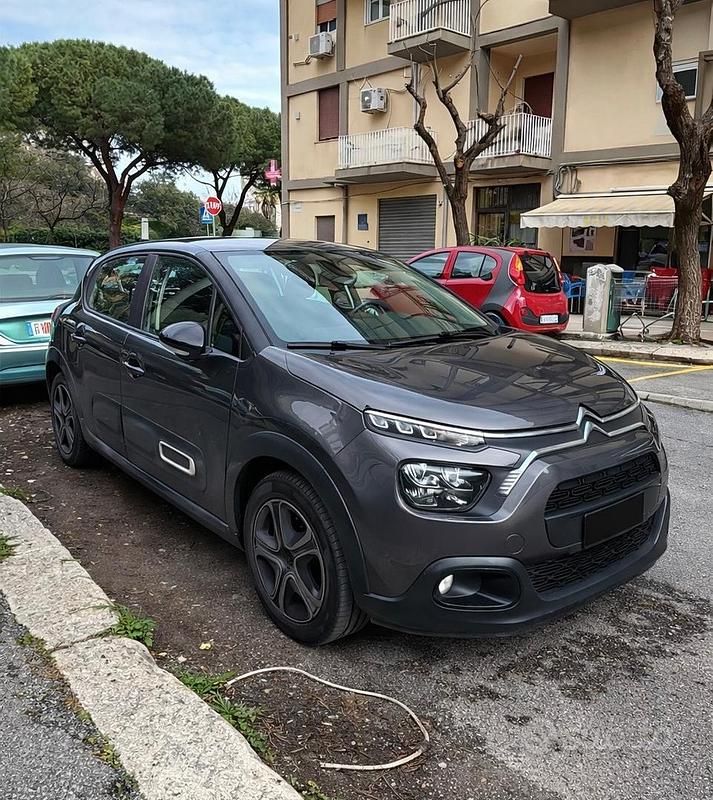 Usata Citroën C3 102 CV (75 kW) 2024 Grigio Utilitaria