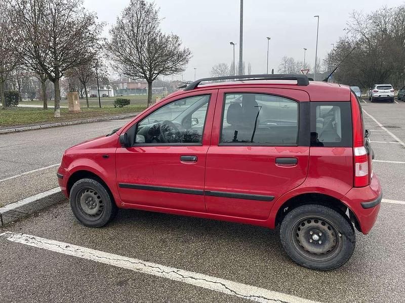 Usata Fiat Panda Dynamic 60 CV (44 kW) 2008 Rosso Utilitaria