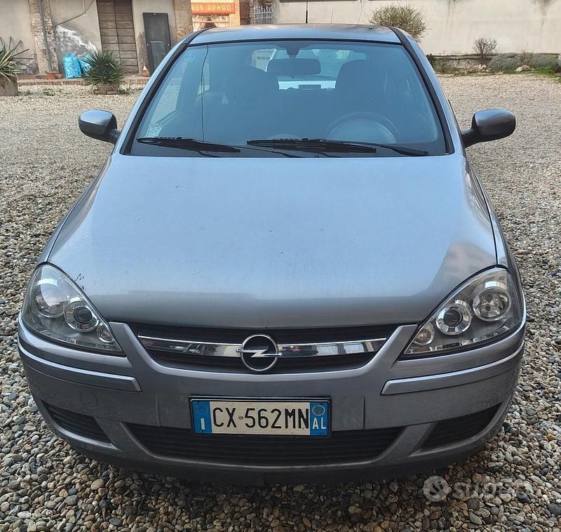 Usata Opel Corsa 2005 Grigio Utilitaria