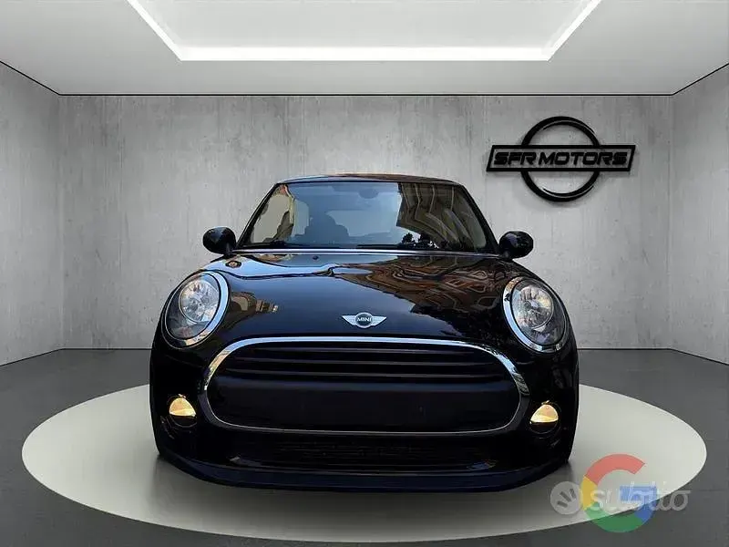 Usata Mini ONE 102 CV (75 kW) 2016 Other Utilitaria