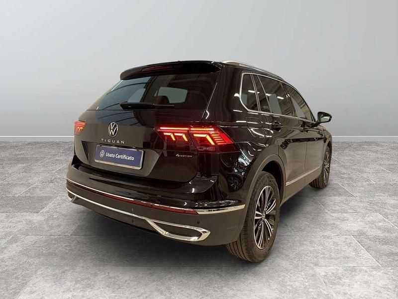 Usata VW Tiguan Elegance 150 CV (110 kW) 2021 Nero perla SUV