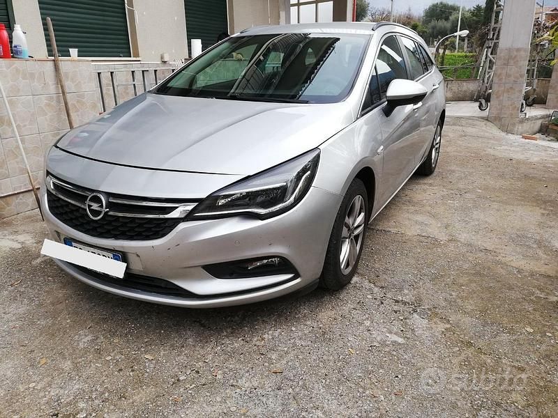 Usata Opel Astra S 110 CV (80 kW) 2016 Station wagon