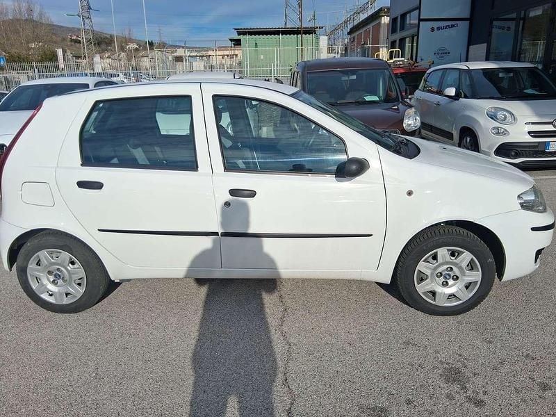 Usata Fiat Punto Classica 60 CV (44 kW) 2007 Bianco Utilitaria
