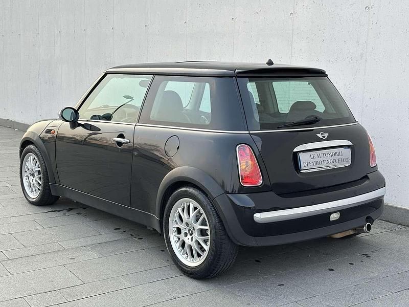 Usata Mini Cooper 116 CV (85 kW) 2002 Other Utilitaria