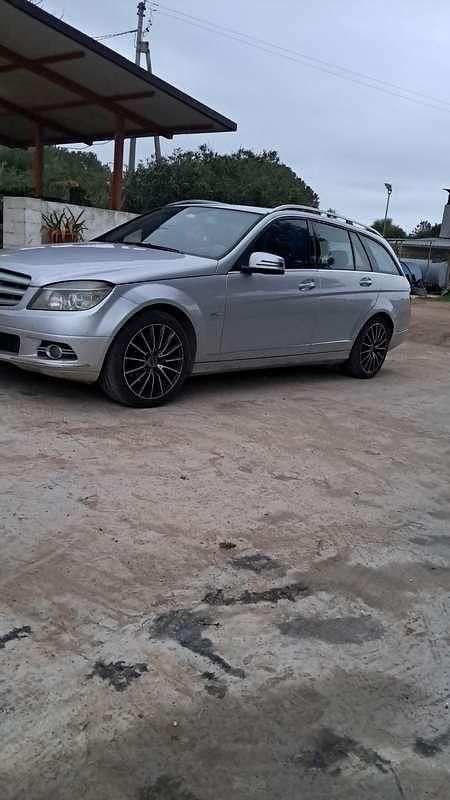 Usata Mercedes C220 Avantgarde 170 CV (125 kW) 2009 Grigio Station wagon