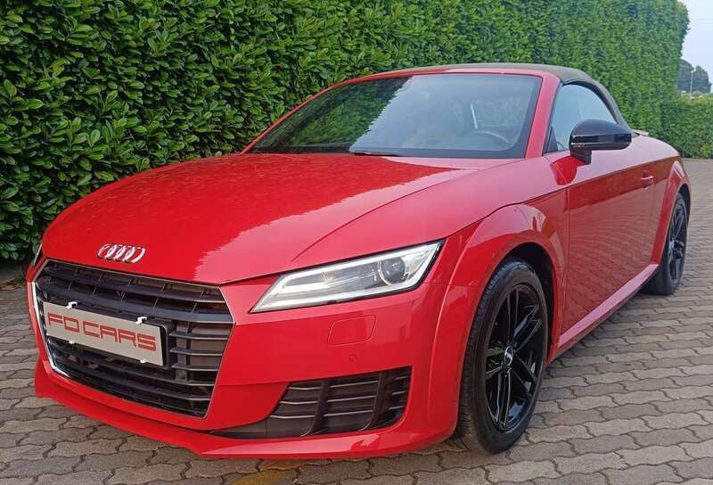 Usata Audi TT Roadster Ambiente 179 CV (131 kW) 2017 Rosso Cabrio