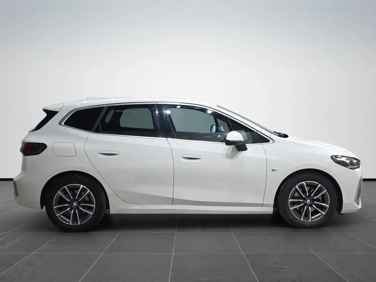 Usata BMW 218 M Sport 150 CV (110 kW) 2023 Alpine white Station wagon