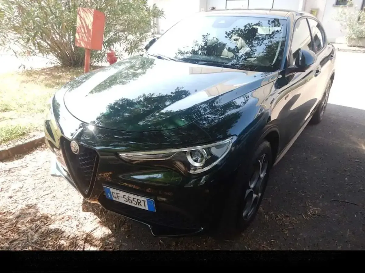 Usata Alfa Romeo Stelvio Sprint 190 CV (139 kW) 2021 Rosso SUV
