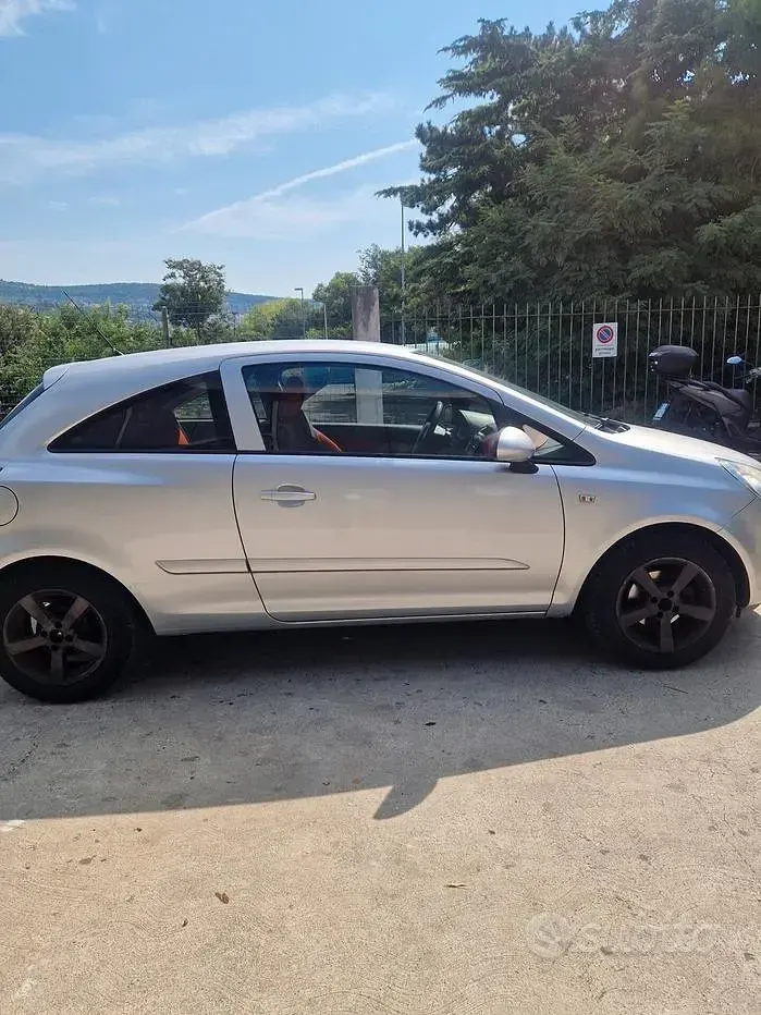 Usata Opel Corsa 80 CV (58 kW) 2008 Grigio Utilitaria