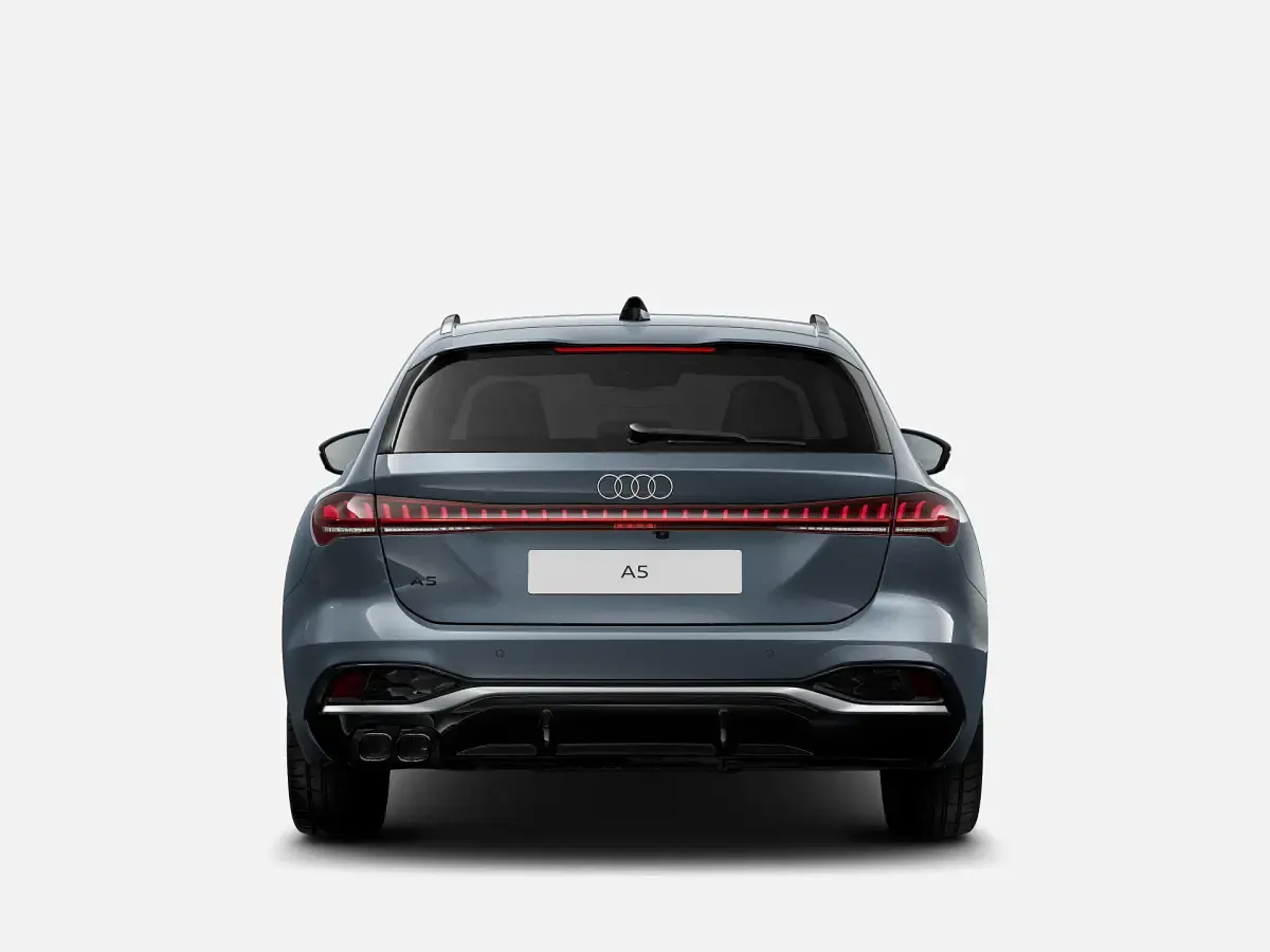 Nuova Audi A5 S-Line 204 CV (150 kW) 2026 Blu horizon metallizzato Station wagon