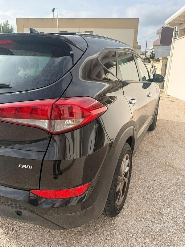 Usata Hyundai Tucson 116 CV (85 kW) 2016 Nero SUV