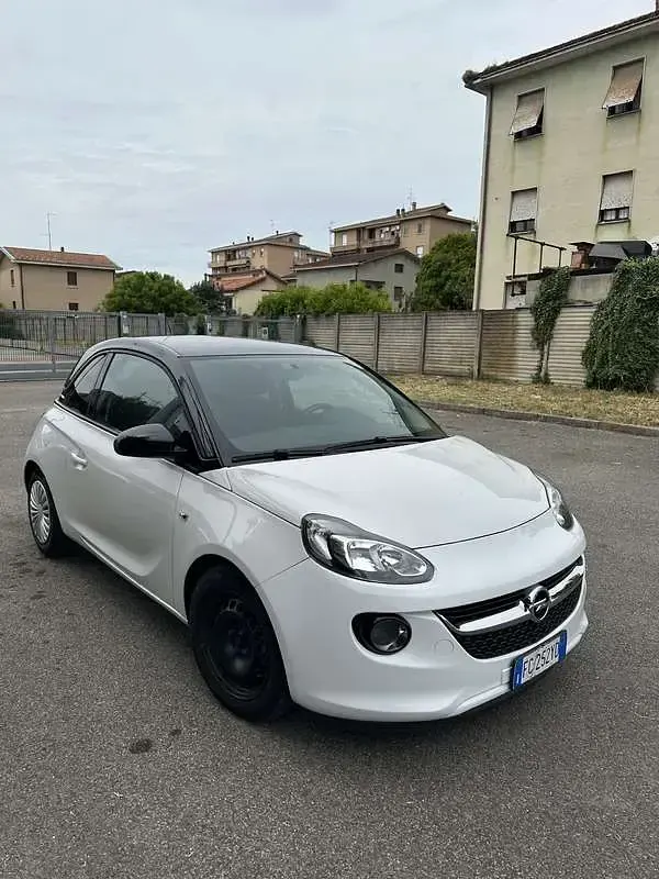 Usata Opel Adam Jam 69 CV (50 kW) 2016 Utilitaria
