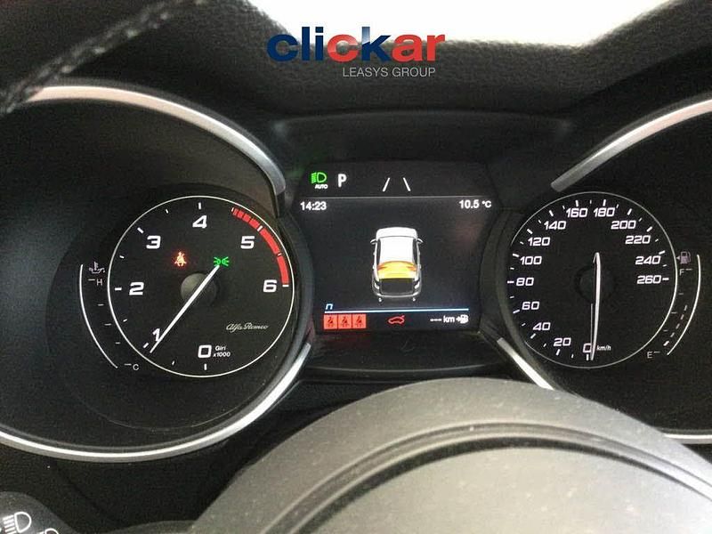 Usata Alfa Romeo Stelvio 190 CV (139 kW) 2021 Grigio SUV